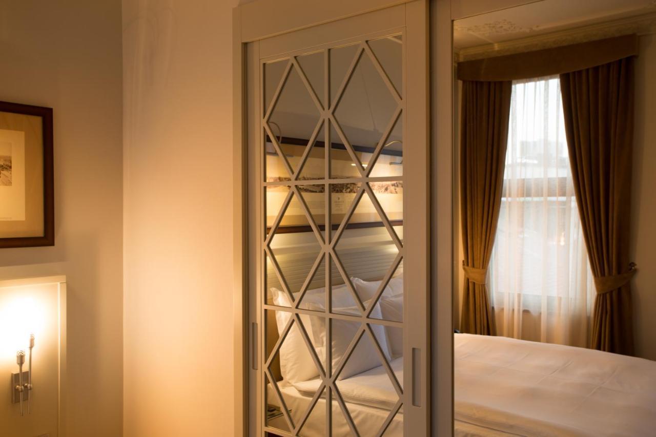 Taxim Lounge Special Category Hotel Istanbul